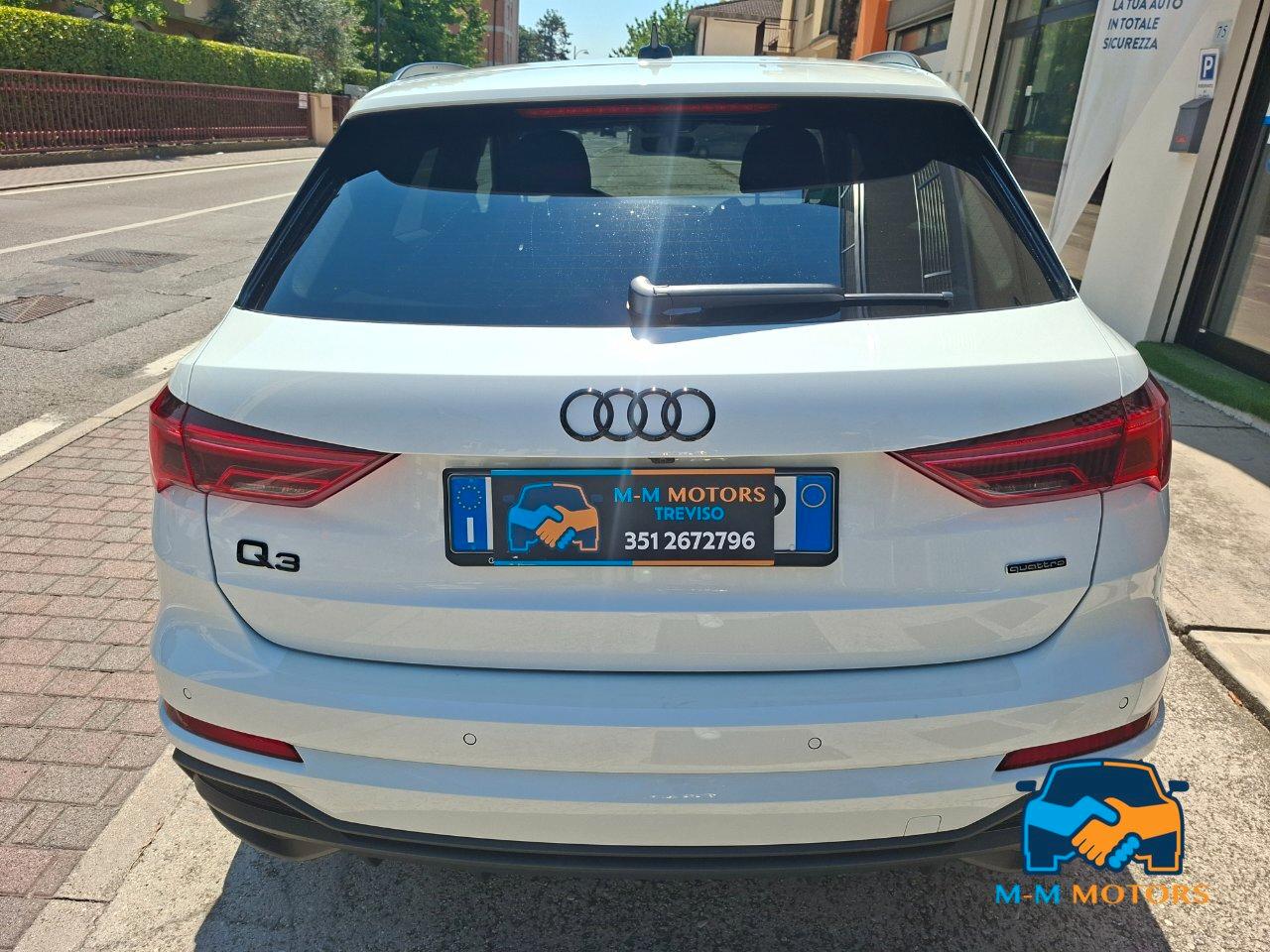 Audi Q3 40 2.0 tfsi Identity Black quattro s-line