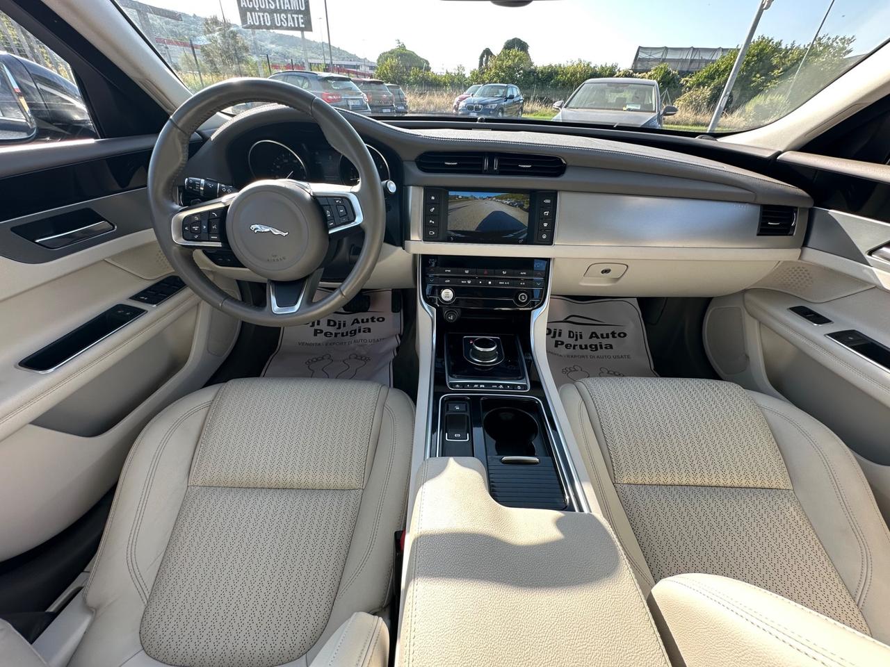 Jaguar XF 2.0 D 240 CV AWD aut. Portfolio
