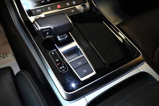 AUDI Q8 50TDI Q.TIP.286CV S-LINE TET.22"PELLE RS SOSP.FULL