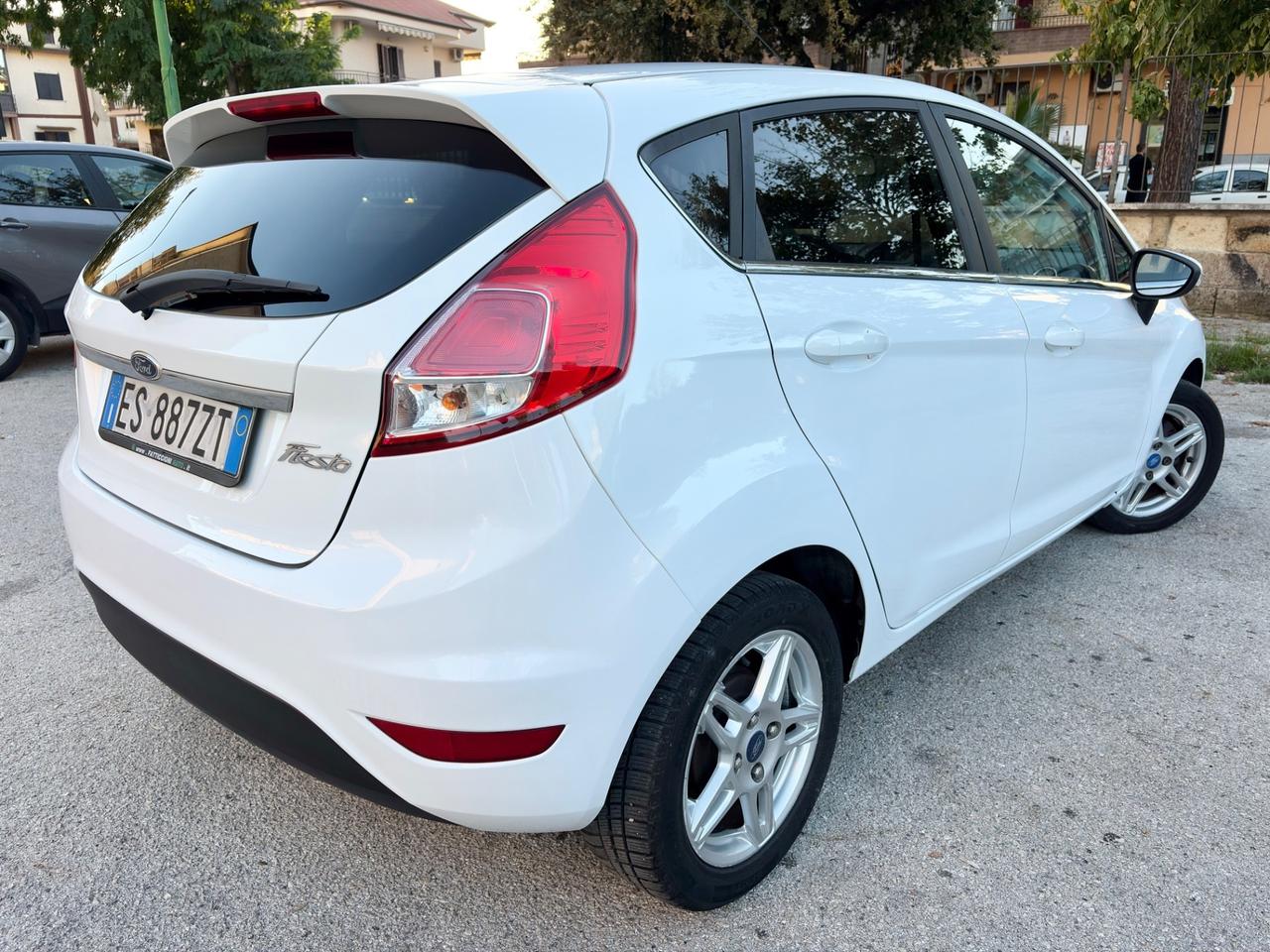 Ford Fiesta 1.4 B/GPL 2033 Titanium