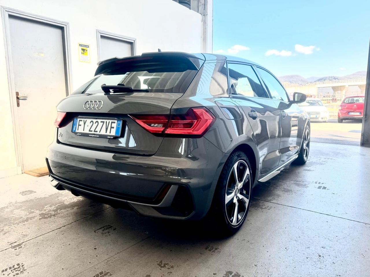 Audi A1 SPB 35 TFSI S tronic line edition