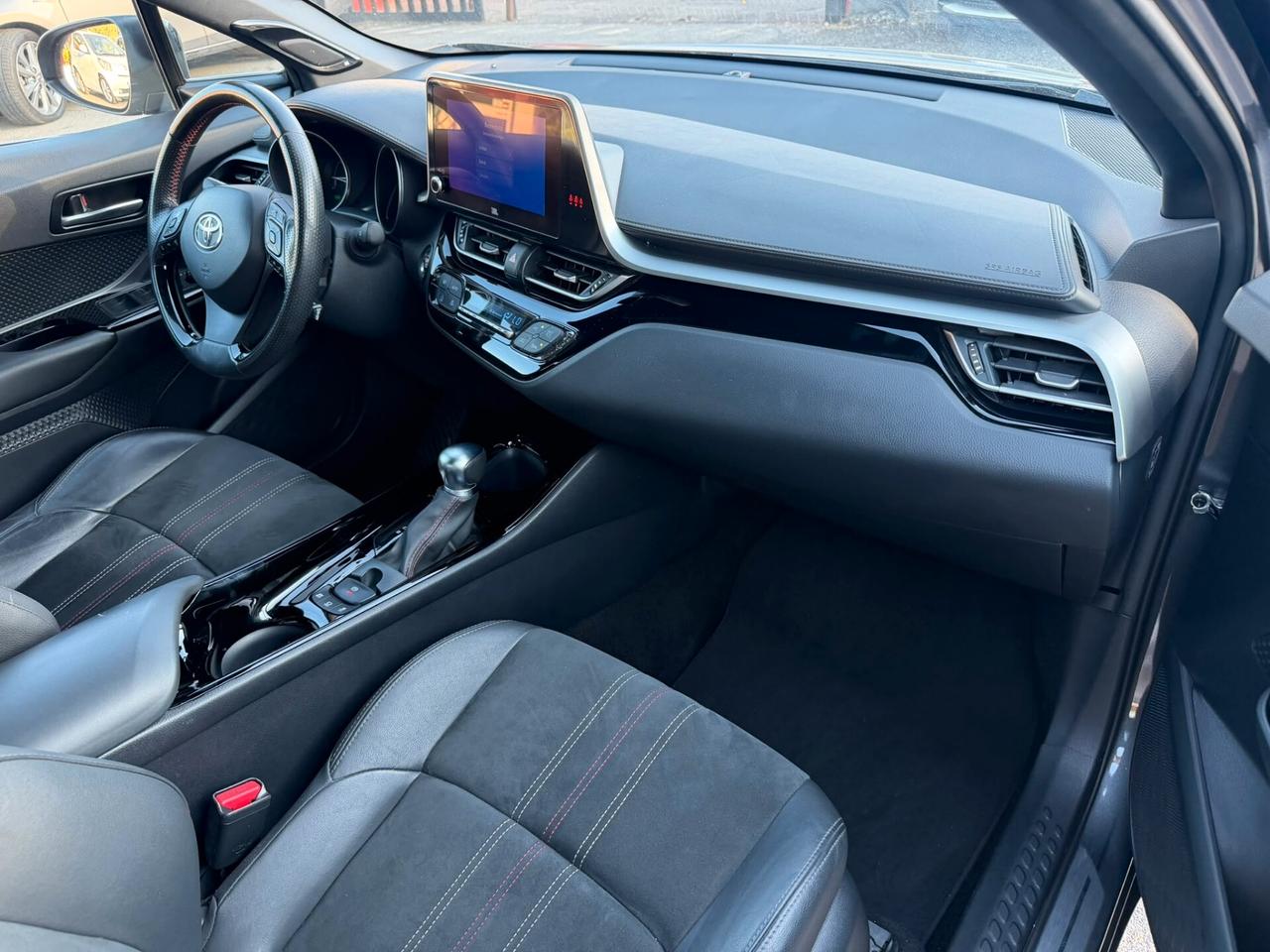 Toyota C-HR 1.8 Hybrid E-CVT GR Sport