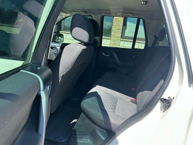LAND ROVER Freelander 2.2 TD4 S
