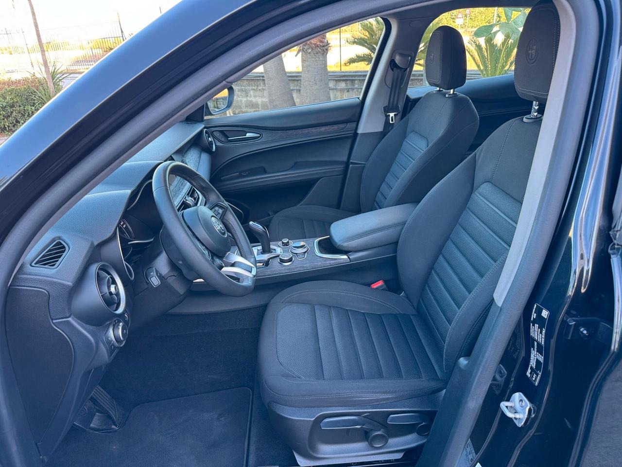 Alfa Romeo Stelvio 2.2 Turbodiesel 160 CV AT8 RWD Business