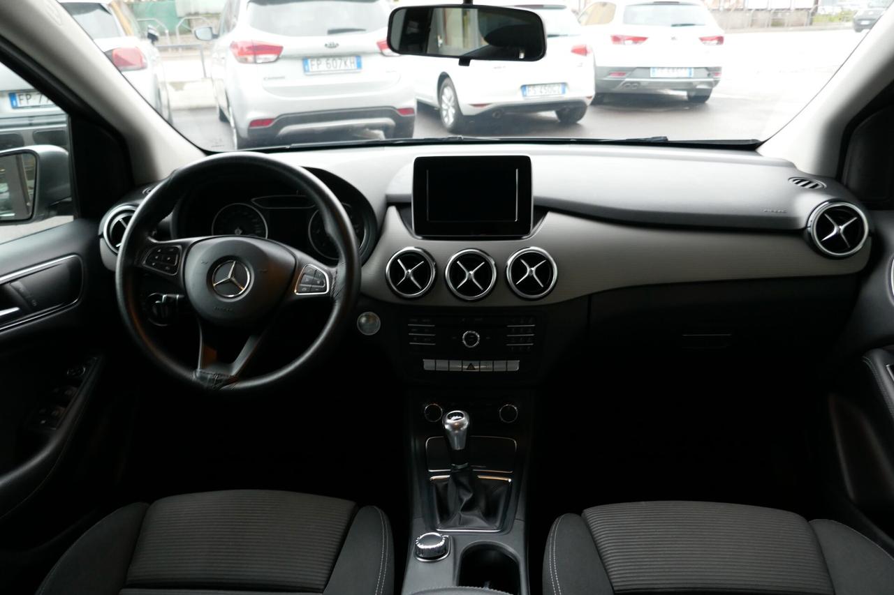 MERCEDES-BENZ B 180 d PREMIUM KM 82.000