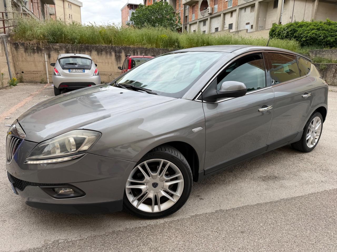 Lancia Delta 1.6 MJT DPF Platino