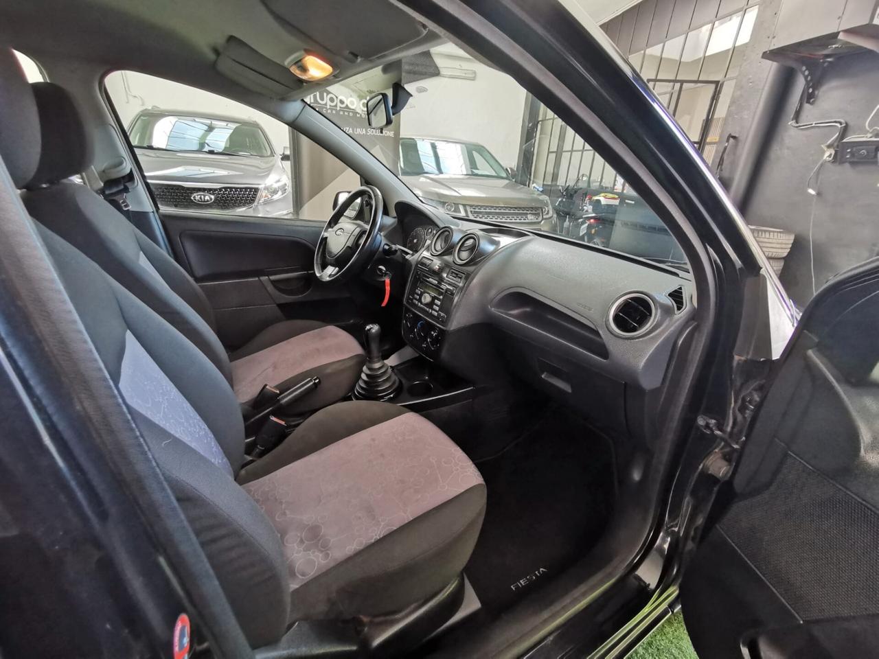 Ford Fiesta 1.2 16V 5p. Ghia NEOPATENTATI GARANZIA 12 MESI