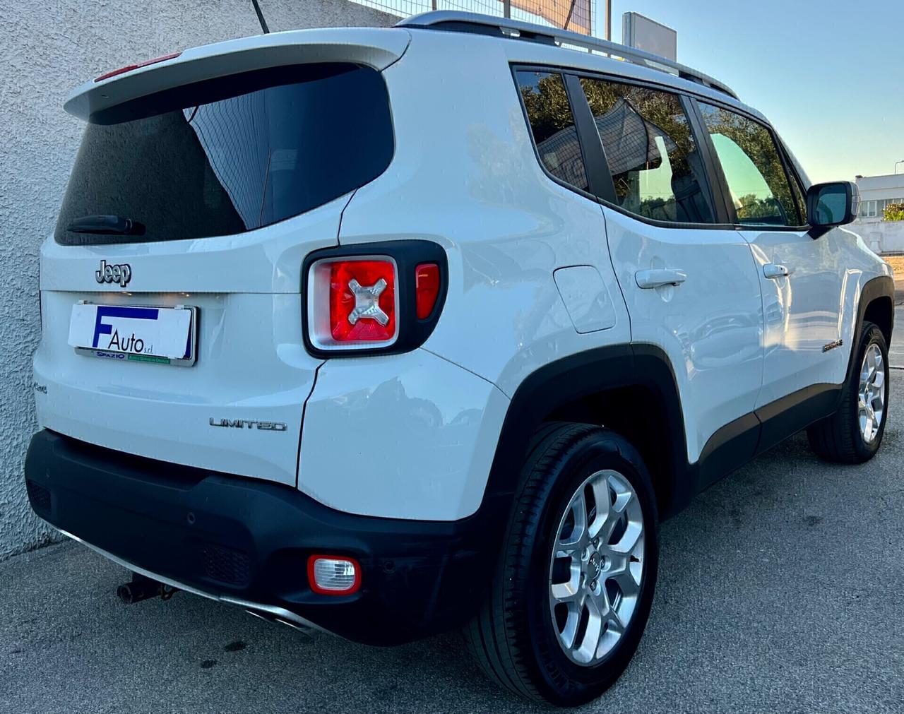 Jeep Renegade 2.0 Mjt 140CV 4WD Limited,Keyless,Navi,Climatronic,GANCIO TRAINO,ecc.