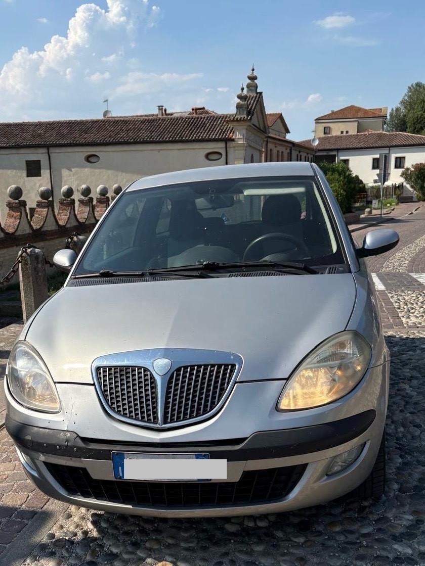 Lancia Ypsilon 1.3 Multijet 16V Platino