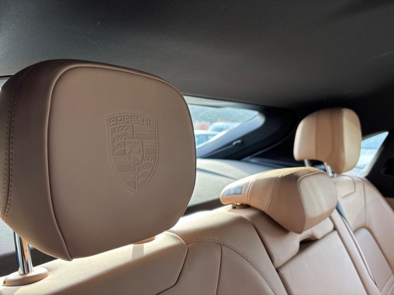 PORSCHE CAYENNE COUPÉ 3.0 BENZINA/HYBRID 340cv PERFETTA