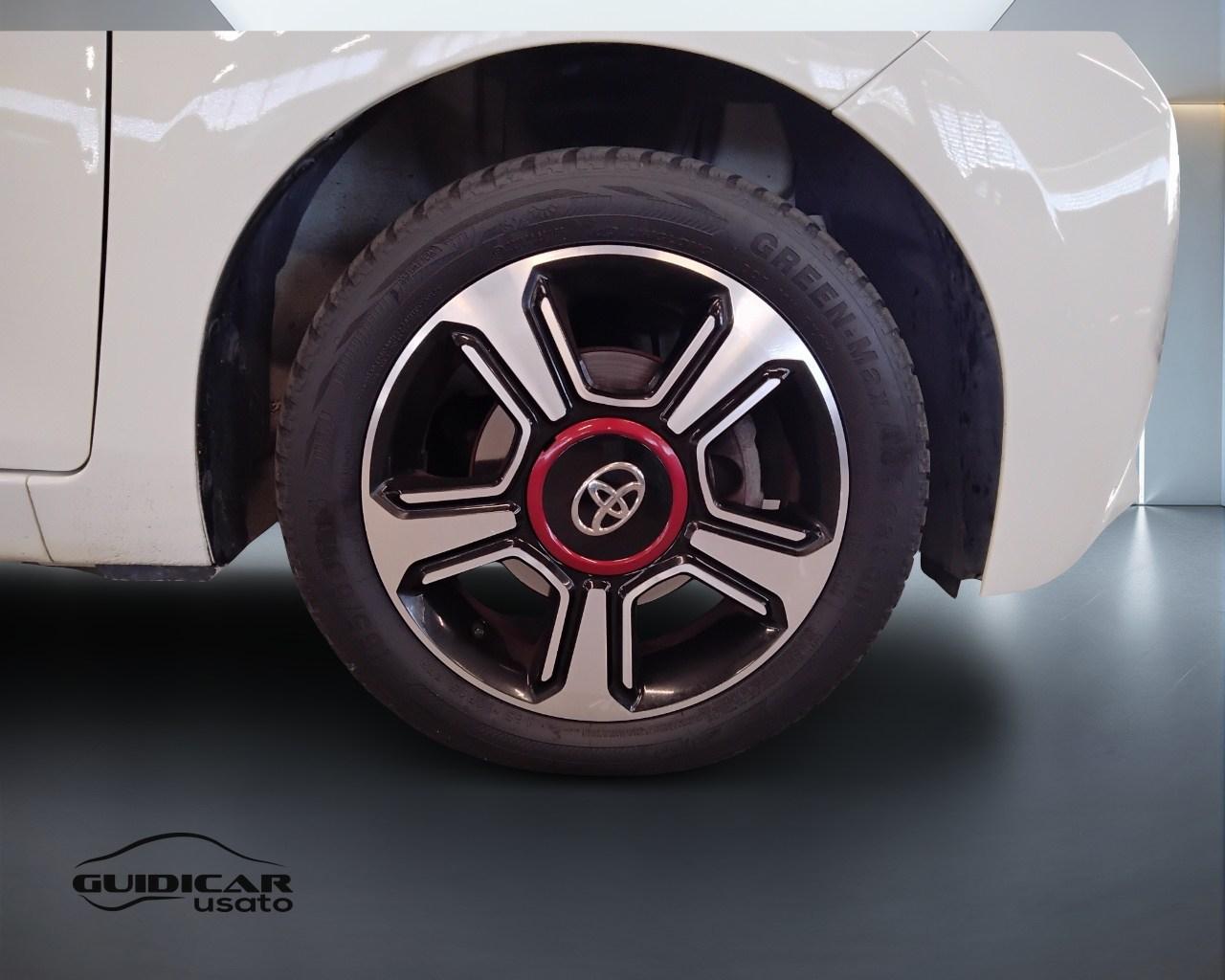 TOYOTA Aygo II 2014 - Aygo 5p 1.0 x-wave my15