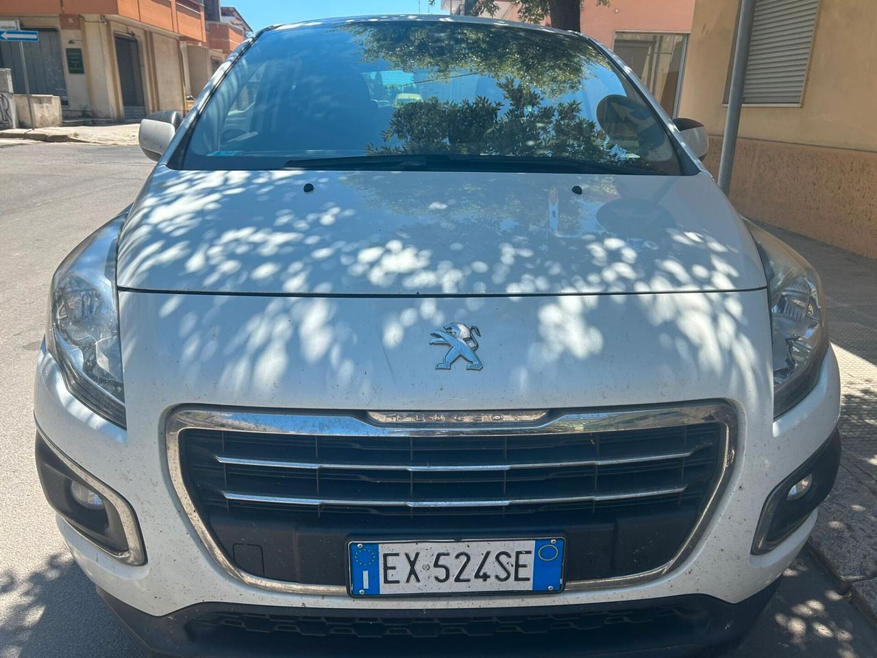 Peugeot 3008 1.6 e-HDi 115 CV ETG6