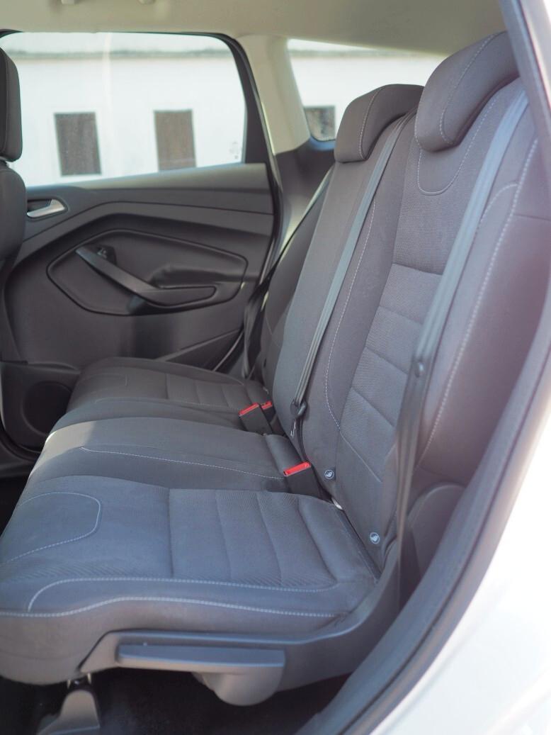 Ford Kuga 2.0 TDCI 120 CV Titanium