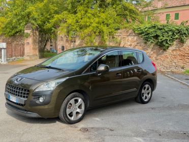 Peugeot 3008 1.6 HDi 110CV cambio robotizzato Tecno