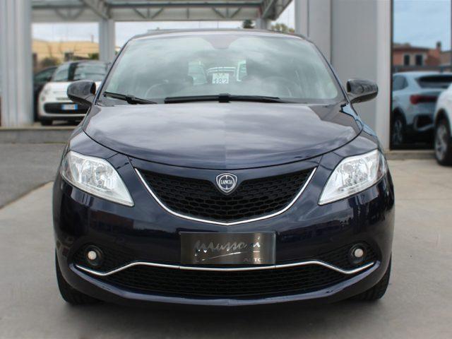 LANCIA Ypsilon 1.2 69 CV 5 porte Silver