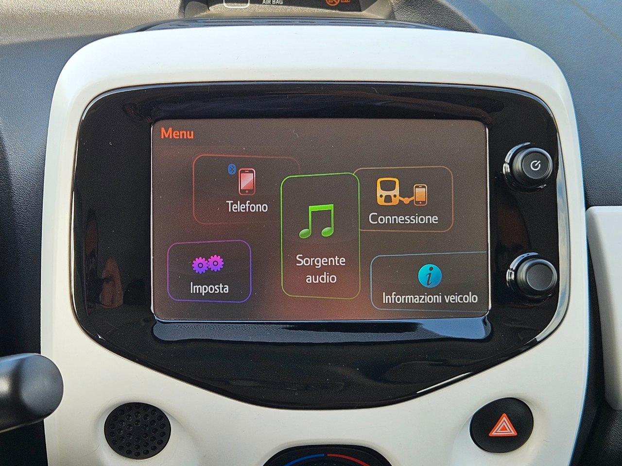 Peugeot 108 5 Porte 108 5p 1.0 vti Allure E6