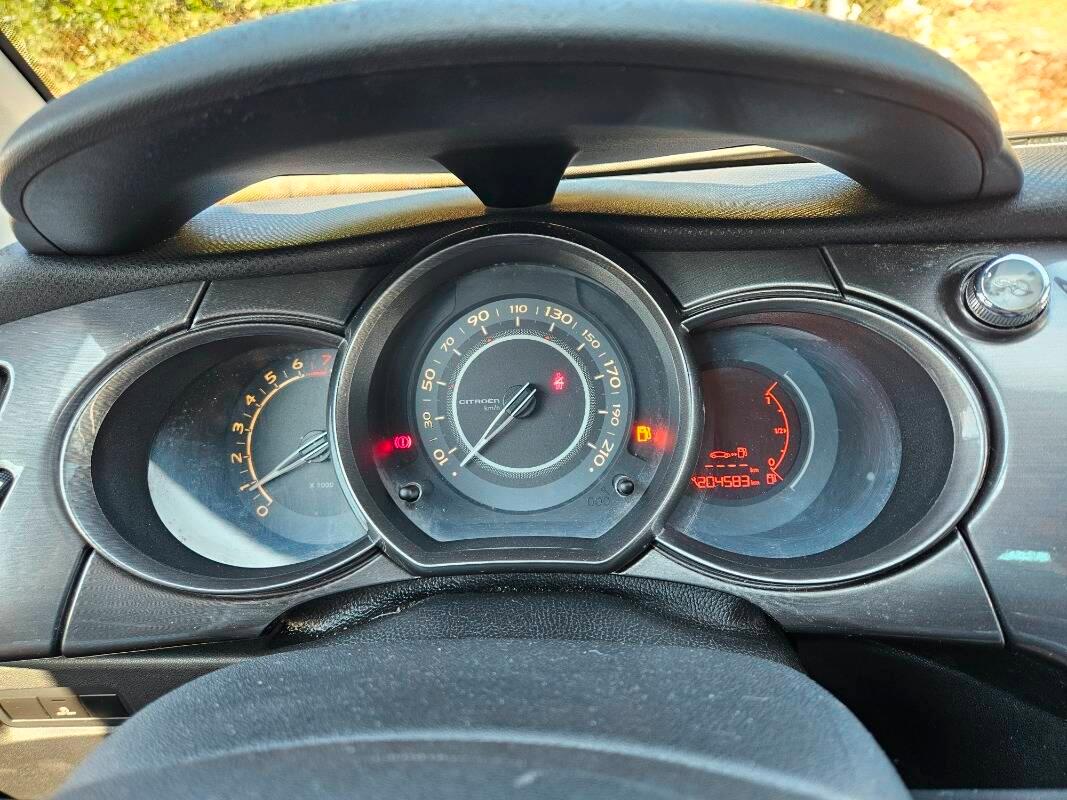 Citroen C3 1.4 vti Exclusive (exclusive style)