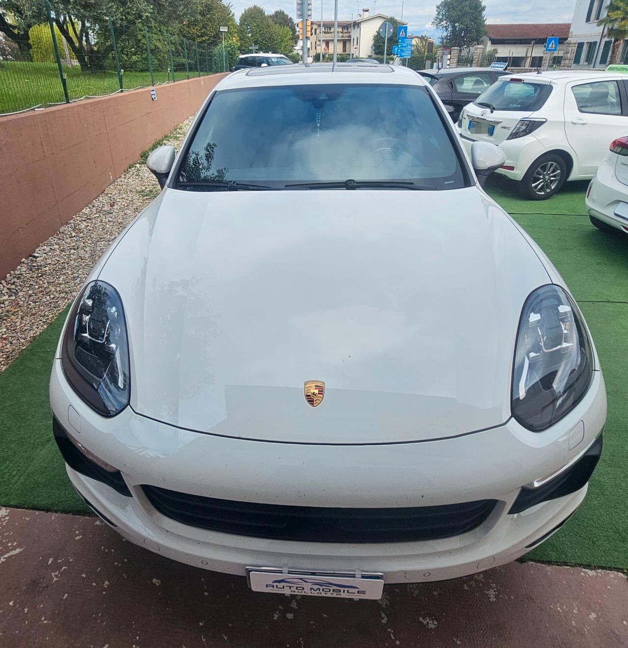 Porsche Cayenne 3.0 Diesel Platinum Edition