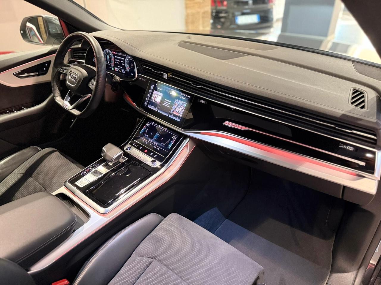 Audi Q8 45 TDI quattro tiptronic Sport