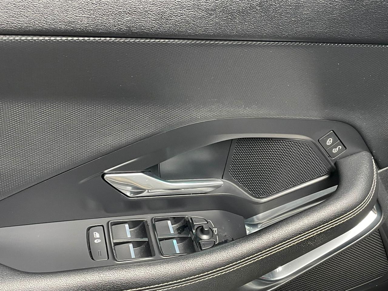 Jaguar E-Pace 2.0D 180 CV AWD R-Dynamic