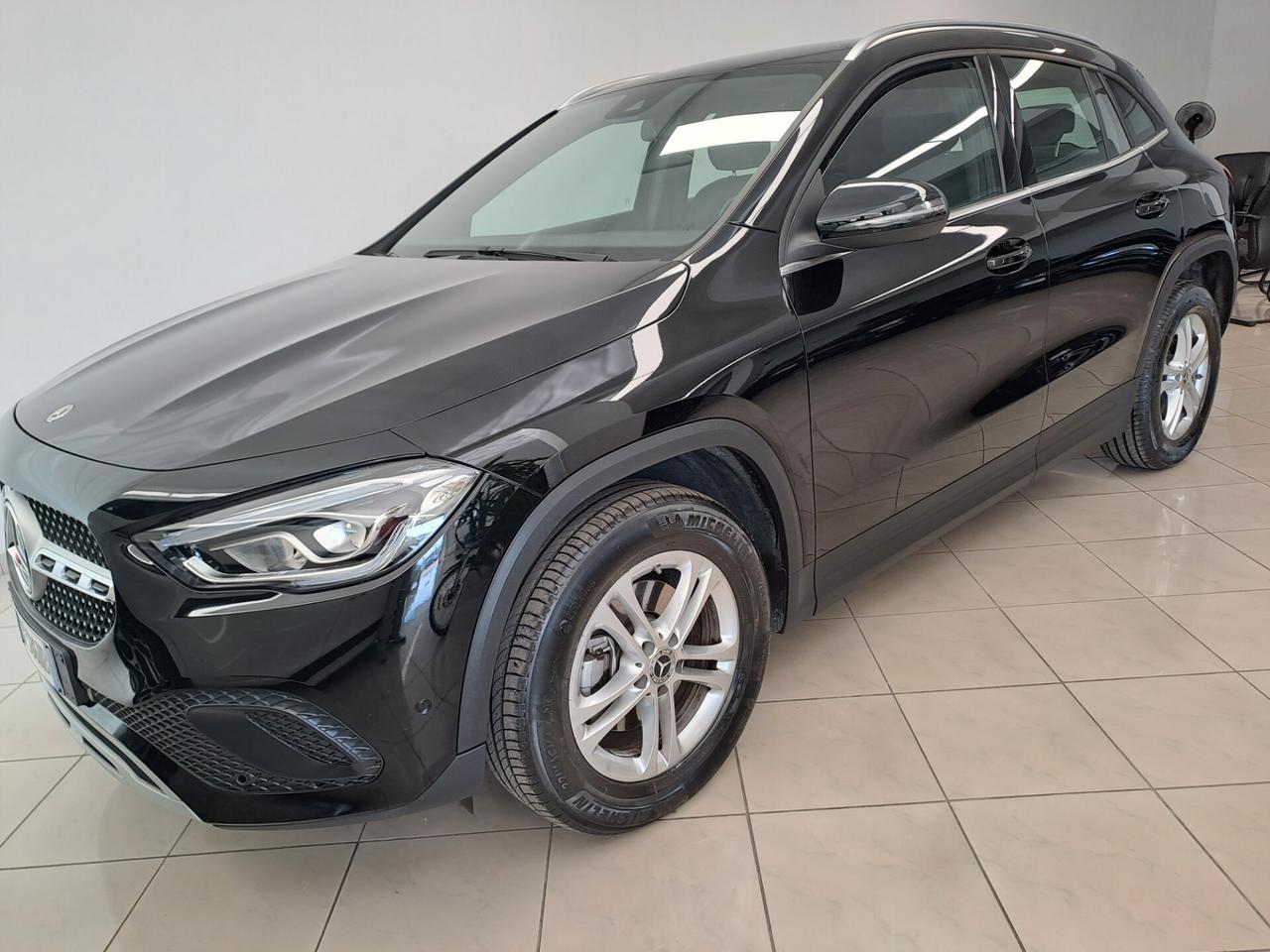 Mercedes-benz CLA 220 180 d Automatic Executive