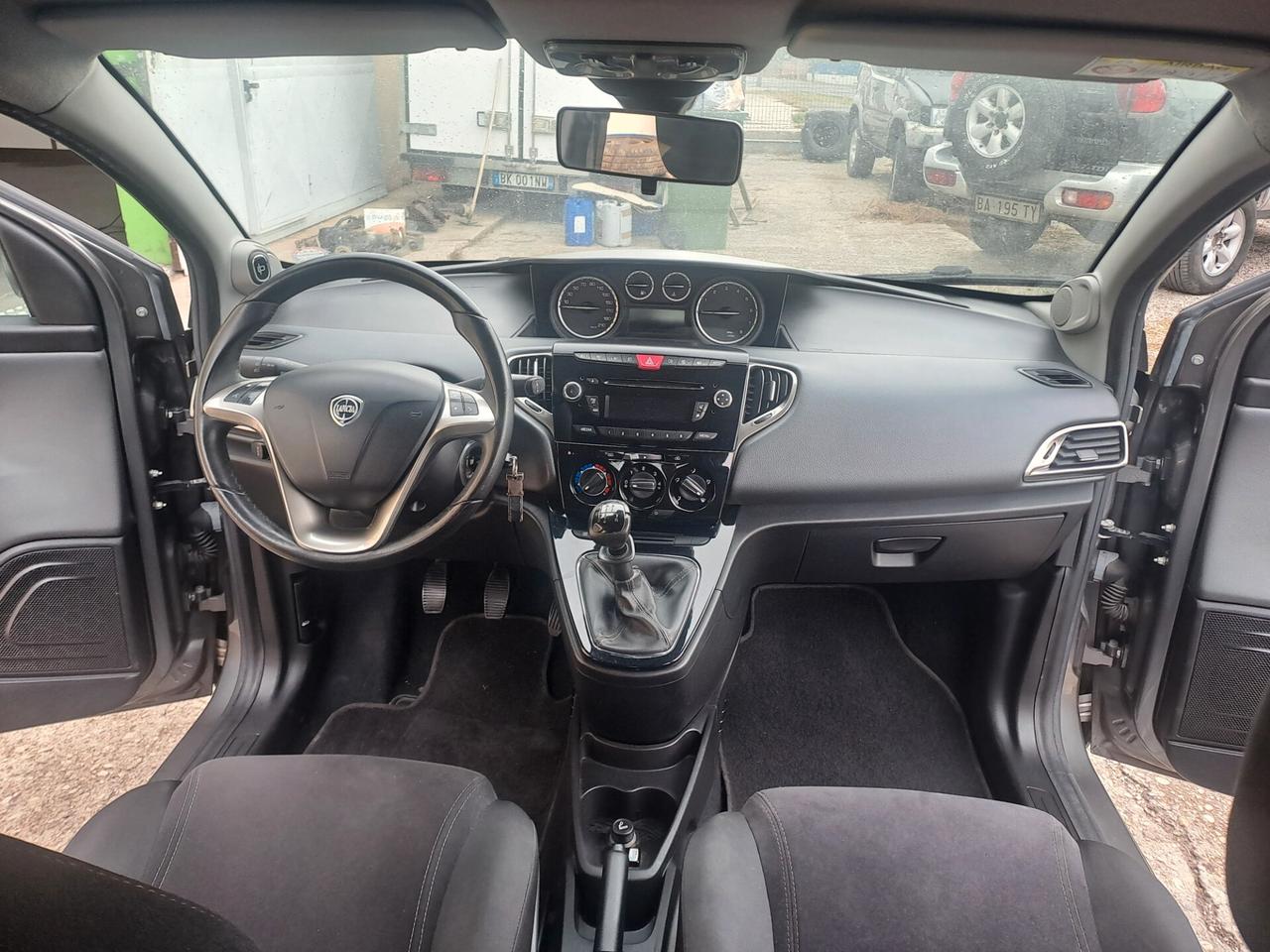 Lancia Ypsilon 1.2 69 CV 5 porte S&S -2014
