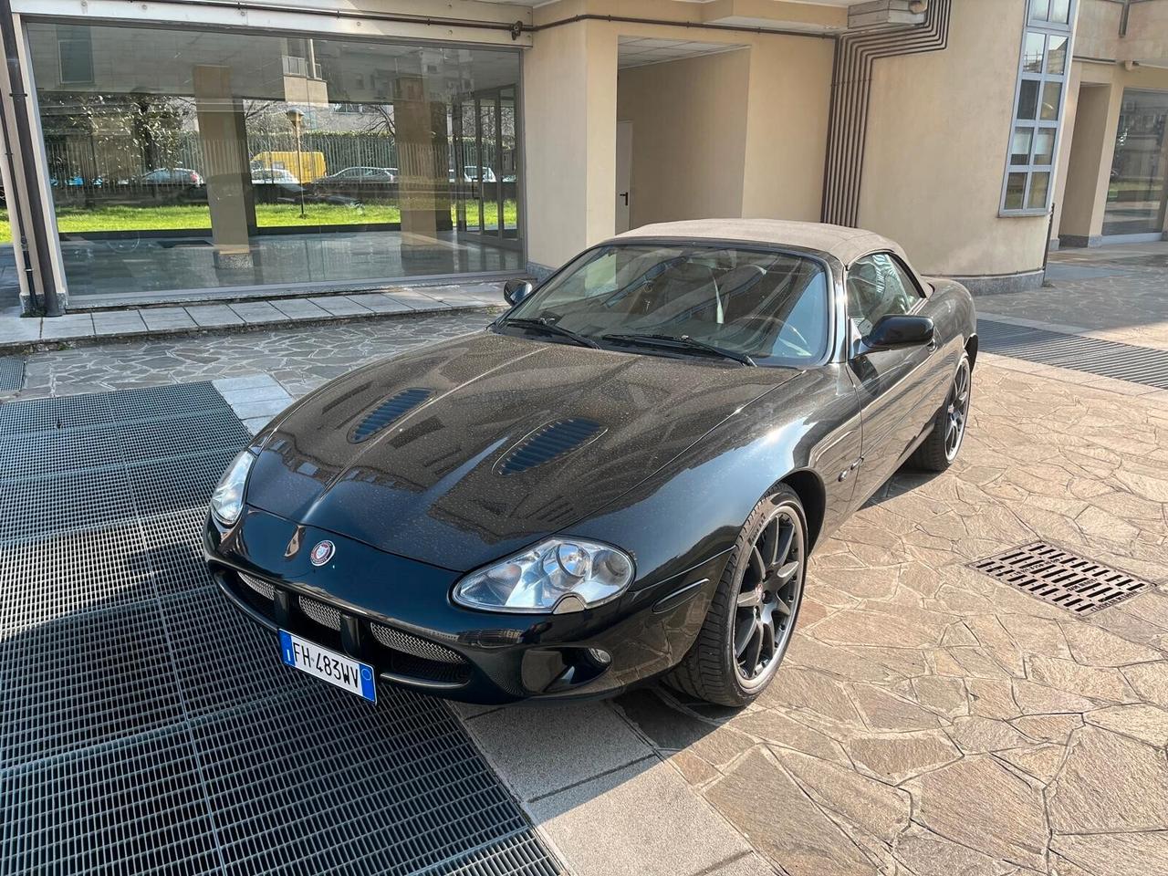 Jaguar XK XKR 4.0 Cabrio imm. 2000