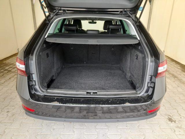 SKODA Superb 2.0 TDI 150cv DSG Wagon Style