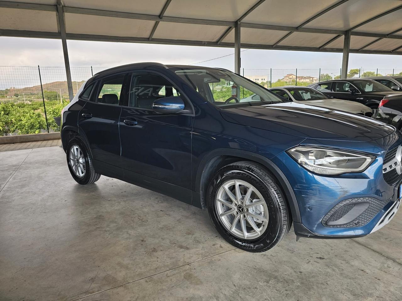 MERCEDES GLA 180 MERCEDES CDI BUSINESS 09/2020