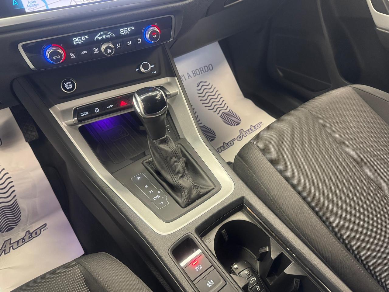 Audi Q3 SPB 45 TFSI e S tronic Business Plus