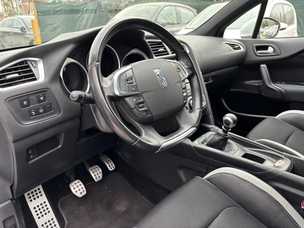 Citroen DS4 1.6 e-HDi 110cv So Chic OK Neopatentati