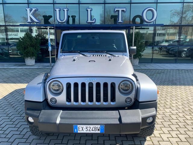 JEEP Wrangler 2.8 CRD DPF Sahara Auto