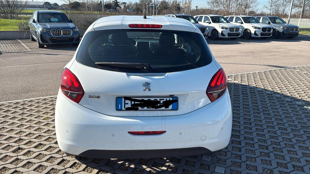 Peugeot 208 PureTech 82 5 porte Allure