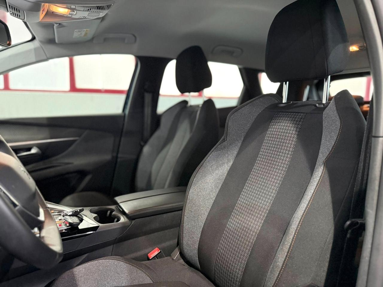 Peugeot 3008 Bluehdi 130cv EAT8 Allure 2022
