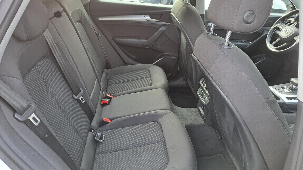 Audi Q5 TDI quattro 2.0 TDI S tronic 163cv