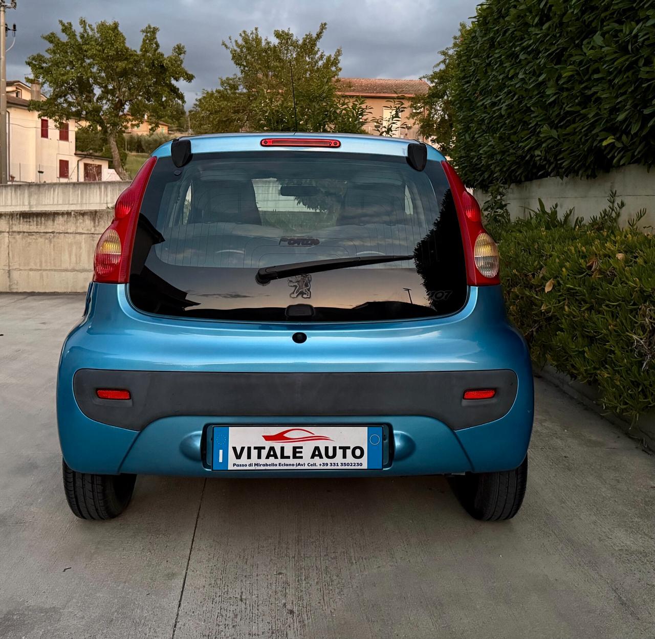 Peugeot 107 68 Cv Plaisir 2 cambio automatico 1.0