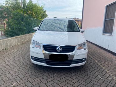 Volkswagen Touran 1.9 TDI 105CV DPF 7 posti BMT