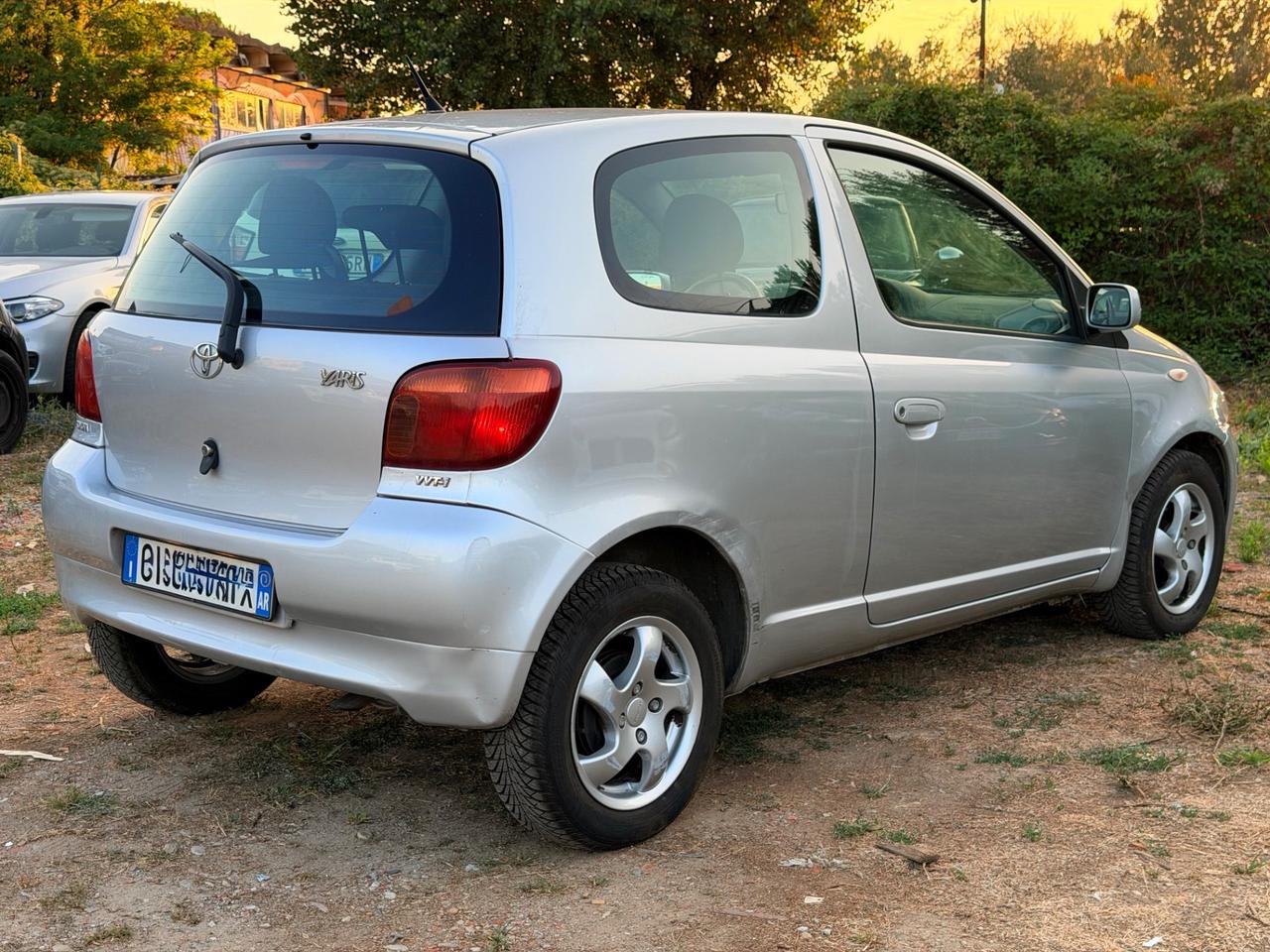 Toyota Yaris 1.0i 3 porte Expo Clima Benzina 65cv 2005