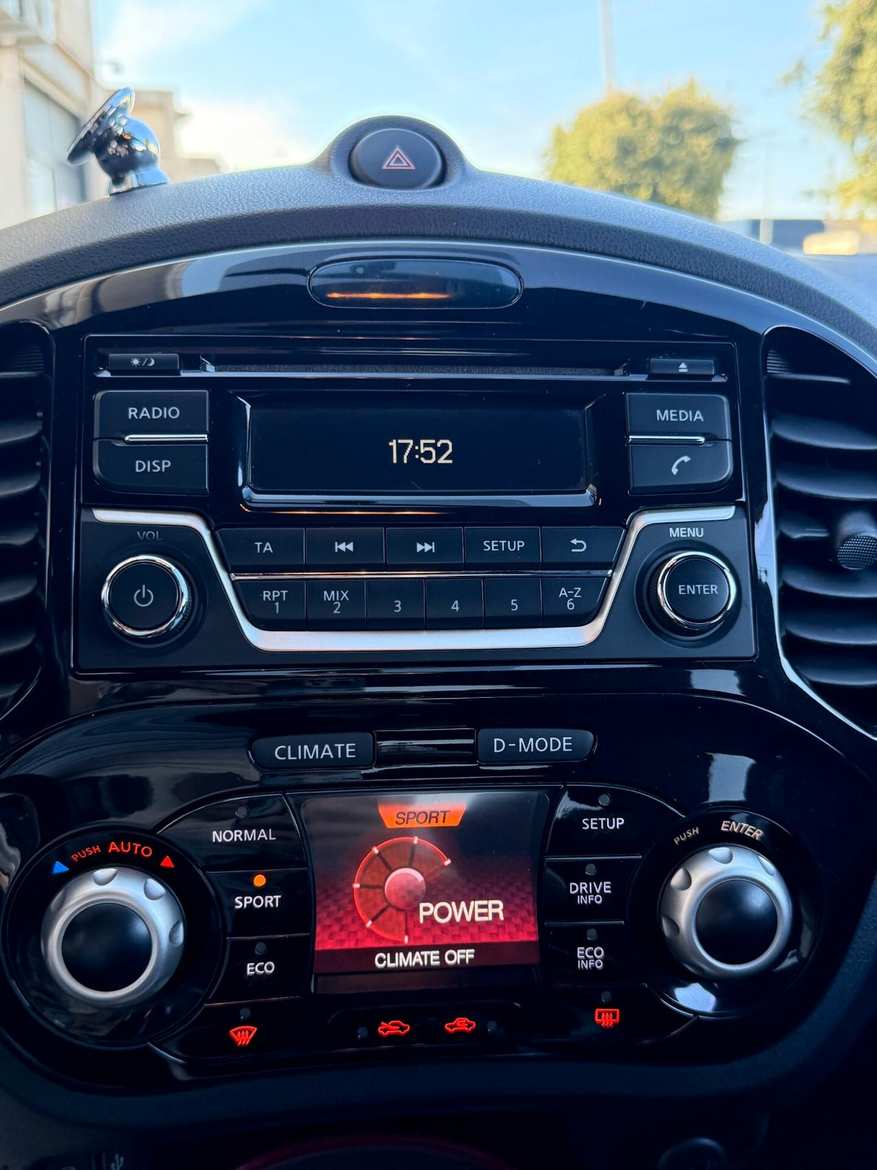 Nissan Juke 1.5 dci N-Connecta 110cv BLUETOOTH,BLOCK SHAFT,SENSORI PARCHEGGIO,ALCANTARA,TELEFONO,VIVAVOCE