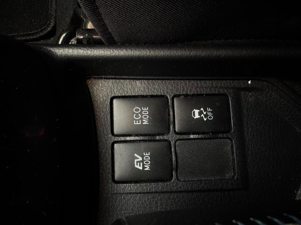 Toyota Yaris 1.5 ibrida 100.00 KM anno 2018