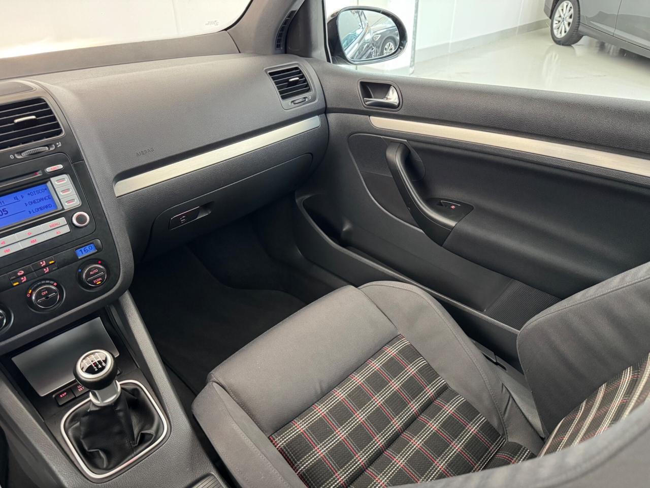 Volkswagen Golf GTI 2.0 16V TFSI 3p. 200cv
