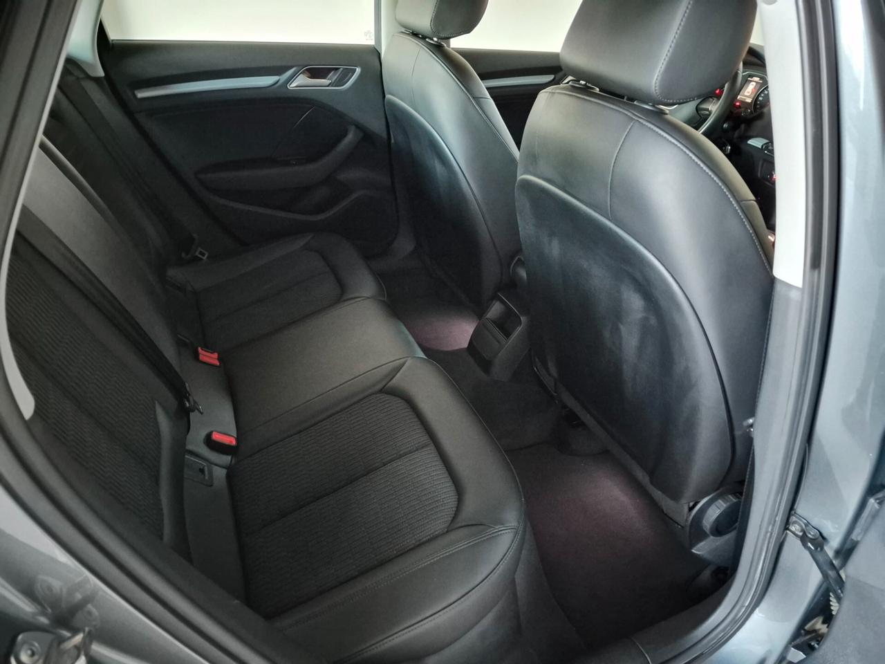 Audi A3 SPORTBACK 1.6 TDI AMBIENTE S TRONIC CRUISE C.16