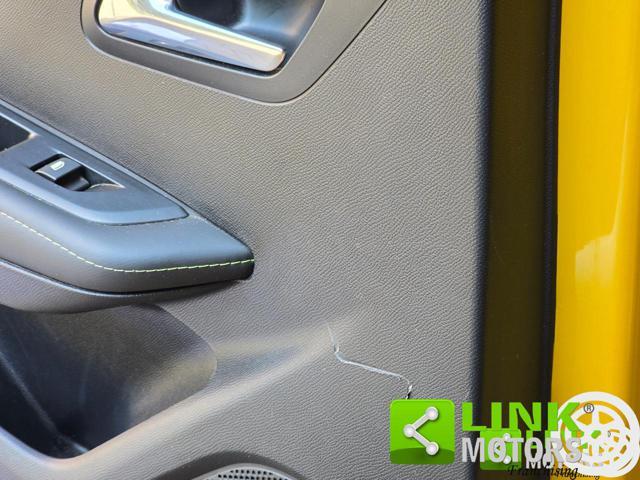 PEUGEOT 208 GT Pack 100 CV