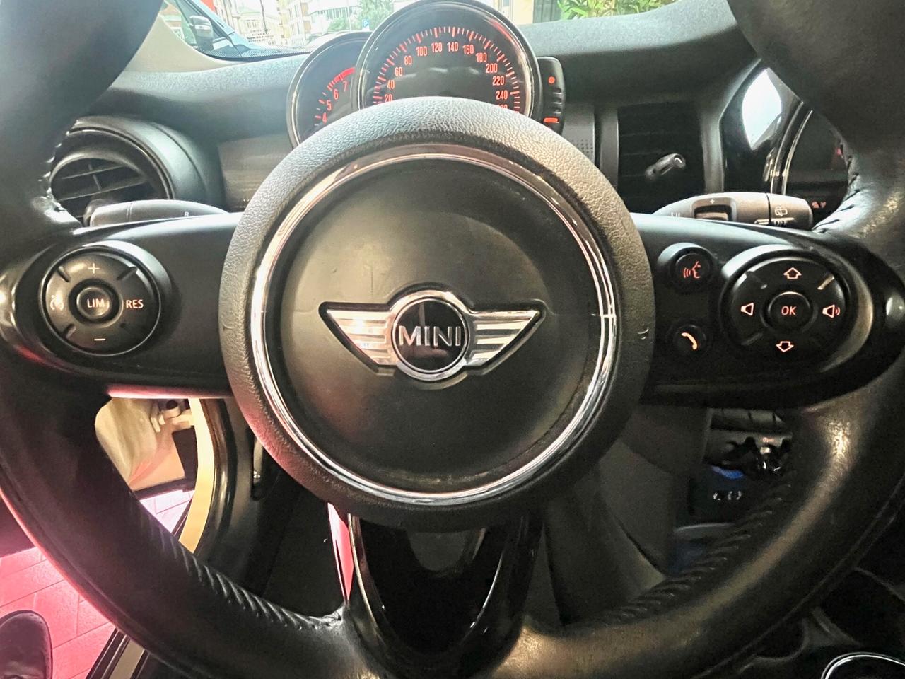 MINI COOPER ONE 1.2 5 PORTE 102CV OK NEOPATENTATI