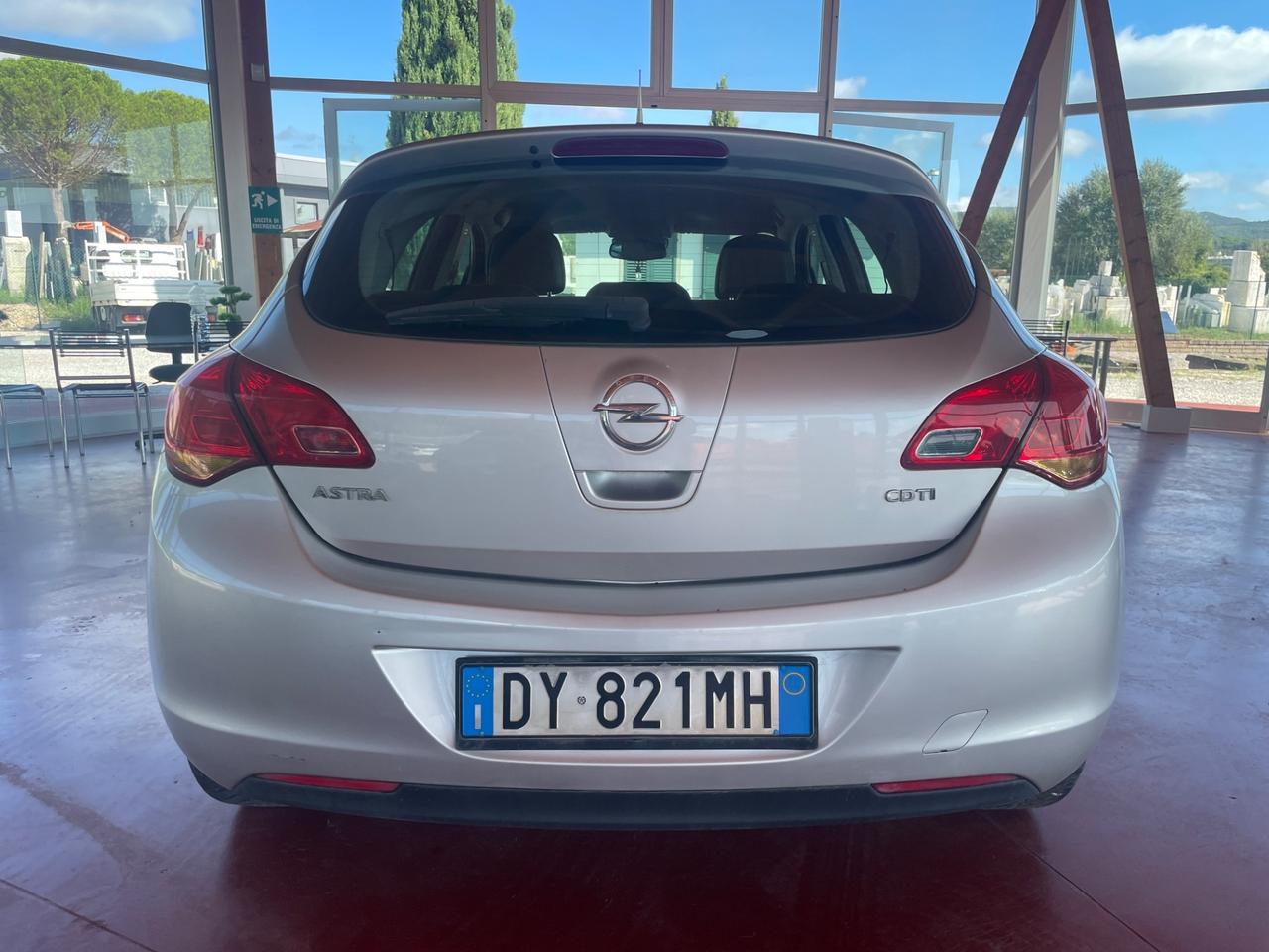 Opel Astra 1.7 CDTI 110CV 5 porte Cosmo