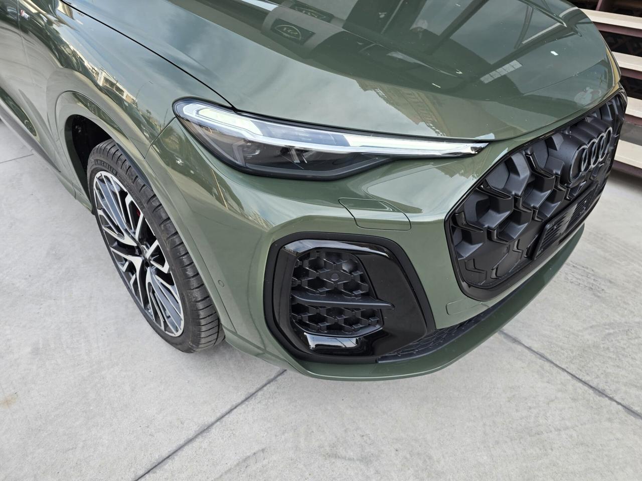 Audi Q5 40 TDI 204 CV quattro S tronic Identity Black