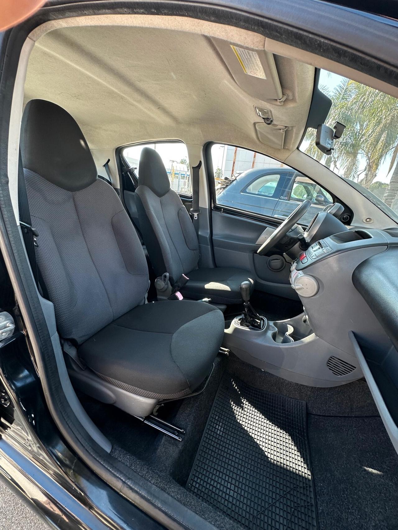 TOYOTA AYGO 1.0 BENZINA 2007 OK NEOPATENTATI