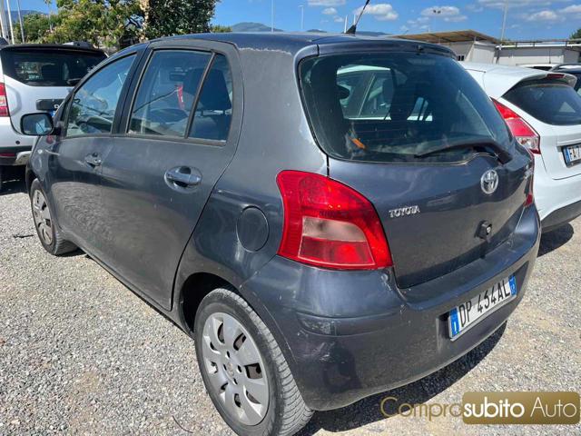 TOYOTA Yaris 1.0 5 porte Sol ( Garanzia 12 Mesi)