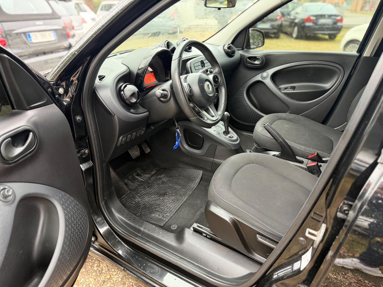 Smart ForFour 70 1.0 twinamic Passion NEOPATENTATI