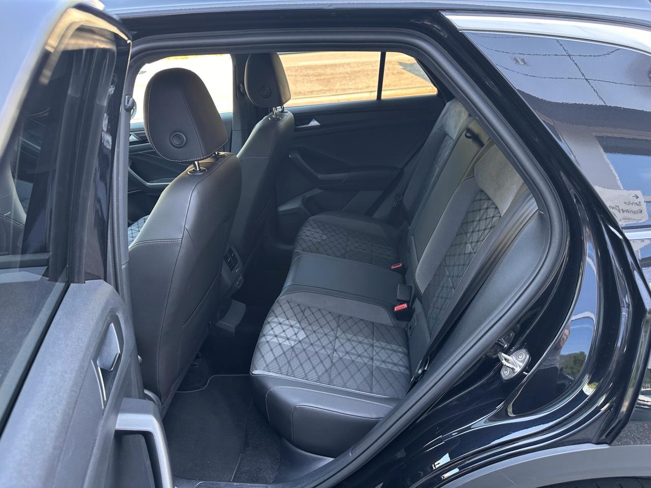 Volkswagen T-Roc 1.5 TSI ACT R-Line